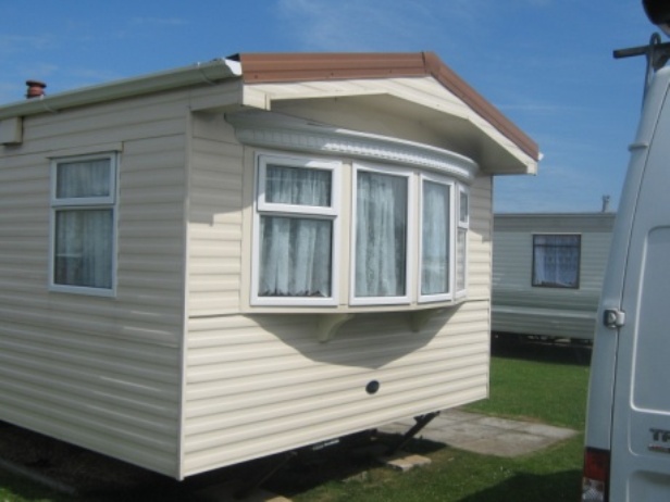Slide 8At OIP Leisure in Ossett. Suppliers and fitters of Caravan, Mobile Home and Portable Building Double Glazing and Windows.
We also supply odd leg windows, air conditioning, Static Caravan Central Heating and tiled pitched roofs

 

