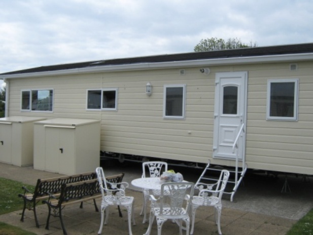 Slide 9At OIP Leisure in Ossett. Suppliers and fitters of Caravan, Mobile Home and Portable Building Double Glazing and Windows.
We also supply odd leg windows, air conditioning, Static Caravan Central Heating and tiled pitched roofs

 

