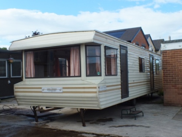 Slide 2 At OIP Leisure in Ossett. Suppliers and fitters of Caravan, Mobile Home and Portable Building Double Glazing and Windows.
We also supply odd leg windows, air conditioning, Static Caravan Central Heating and tiled pitched roofs

 

