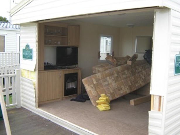 Slide 7 At OIP Leisure in Ossett. Suppliers and fitters of Caravan, Mobile Home and Portable Building Double Glazing and Windows.
We also supply odd leg windows, air conditioning, Static Caravan Central Heating and tiled pitched roofs

 

